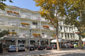 Гостиница Aparthotel Pineda  Бибионе